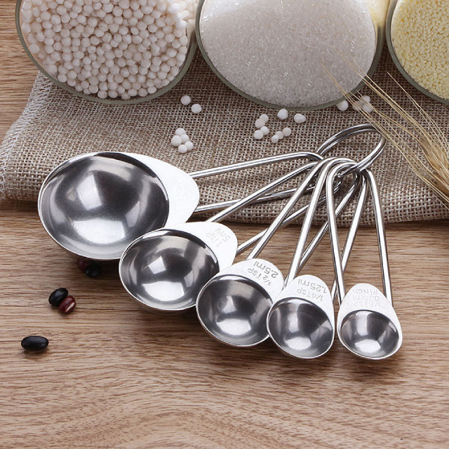 Set of 5 Stainless Steel Measuring Spoons Baking Tool (ESG11610)