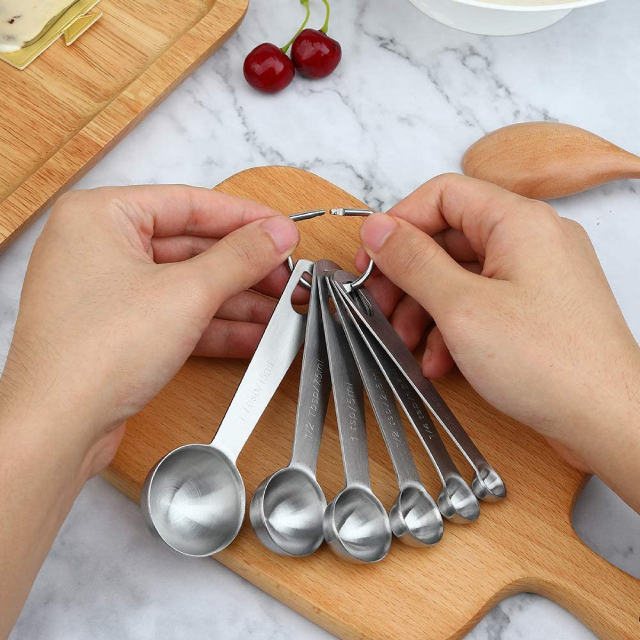 Set of 6 Stainless Steel Measuring Spoons Baking Tool (ESG10148)